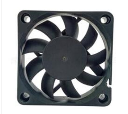 散热风扇厂家如何选择.png